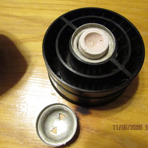 Antique portable humidor, stainless steel top. - Picture 3 of 5